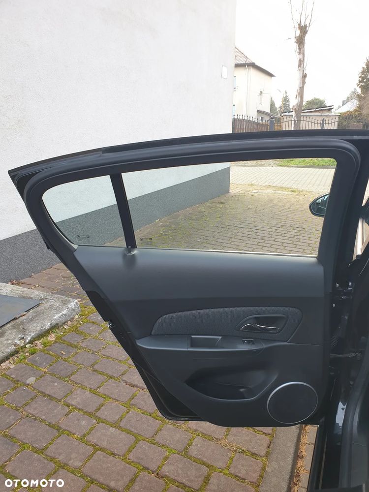 Chevrolet Cruze 1.4T LTZ - 31