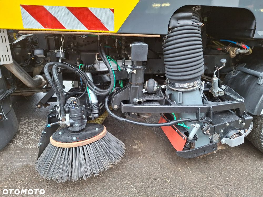 Renault Midlum 270 DXI Zamiatarka Schmidt Dodatkowy Silnik W Zabudowie Szczotki L/R 2013 Rok EUnited PM10 Pojazd Specjalny - 9