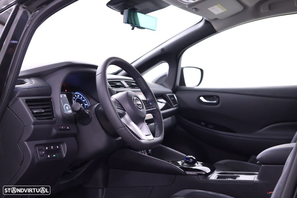 Nissan Leaf - 14