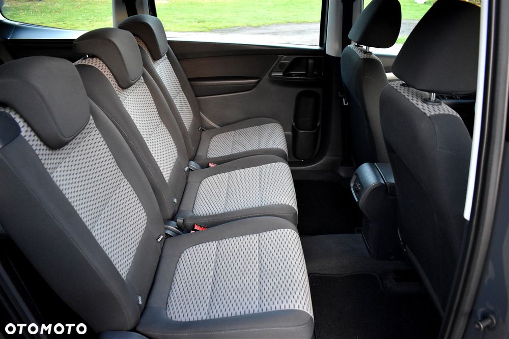 Volkswagen Sharan 2.0 TDI BlueMotion Technology Highline - 21