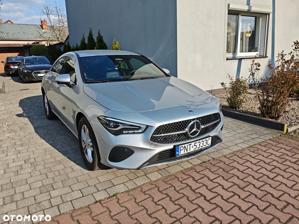 Mercedes-Benz CLA 250 e 8G-DCT Special Edition - 4