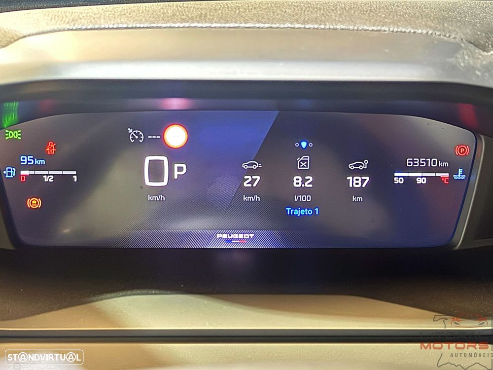 Peugeot 2008 PureTech 130 EAT8 Allure - 27