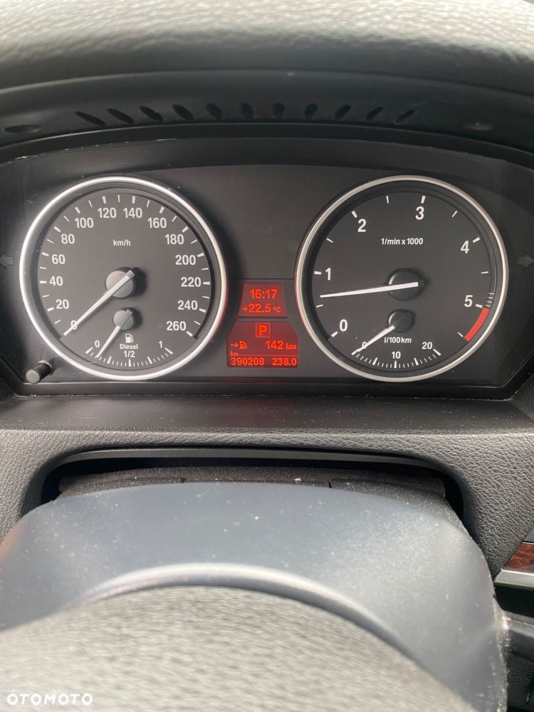 BMW X5 3.5d xDrive - 36