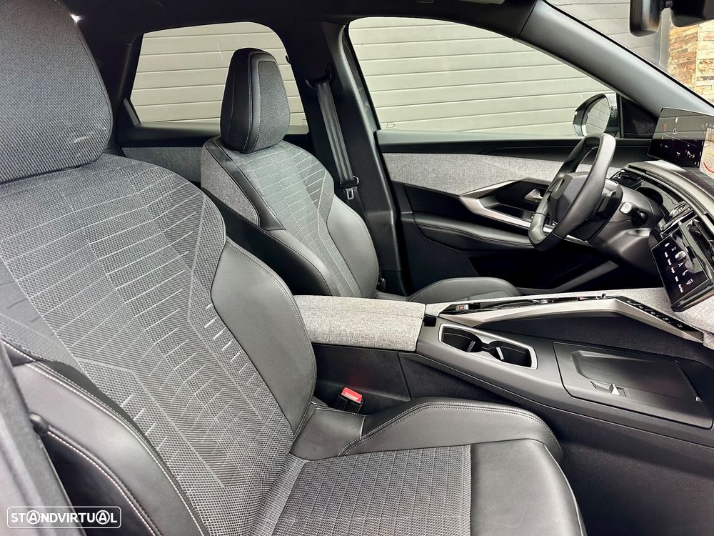 Peugeot 3008 1.2 Hybrid Allure Pack e-DCS6 - 4