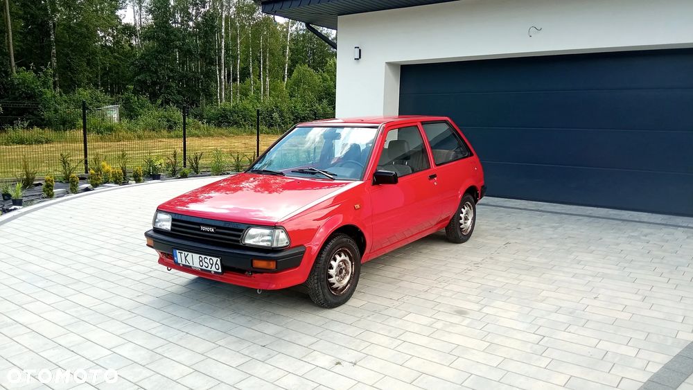 Toyota Starlet 1.0 E - 1