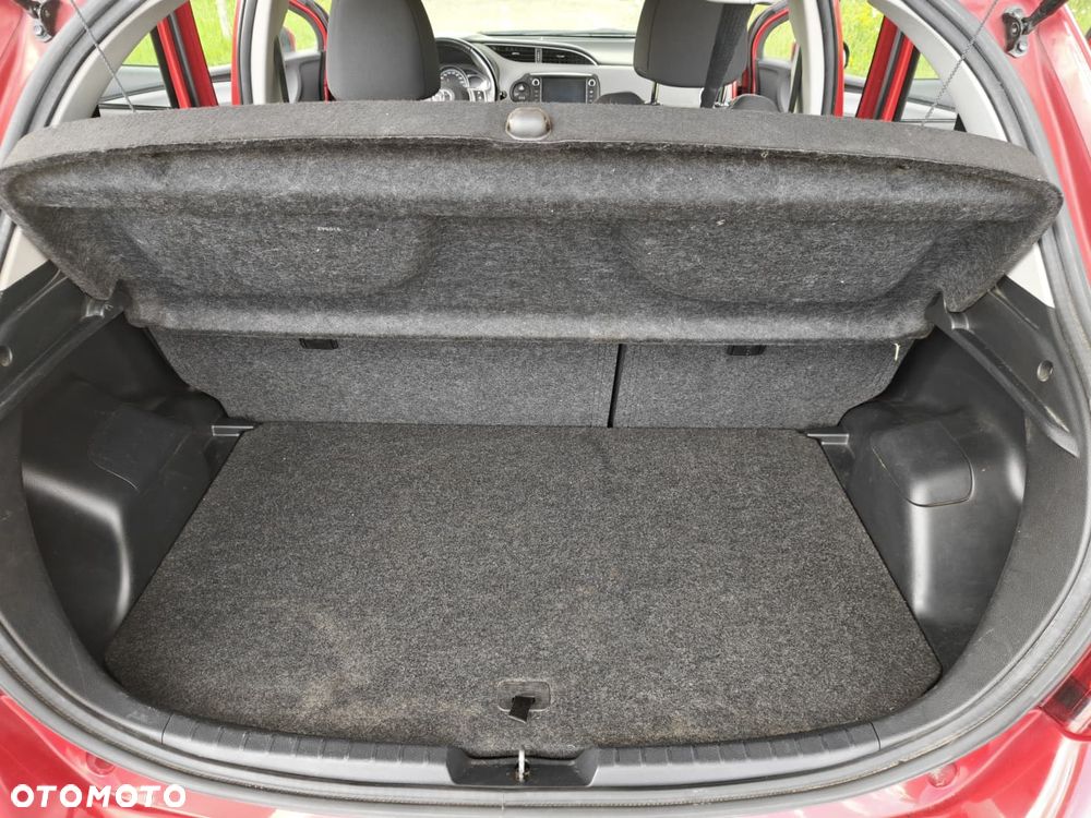Toyota Yaris 1.4 D-4D Sol - 23
