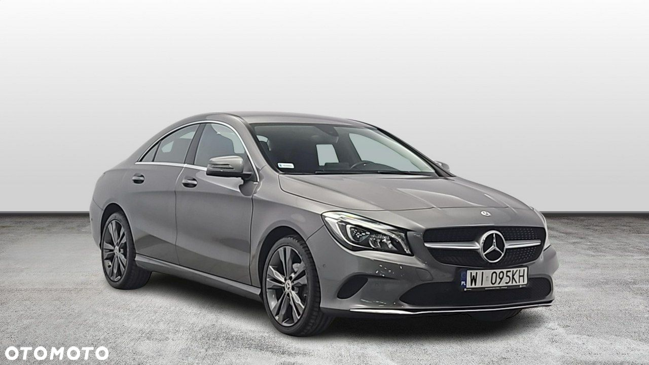 Mercedes-Benz CLA 180 7G-DCT Urban - 7