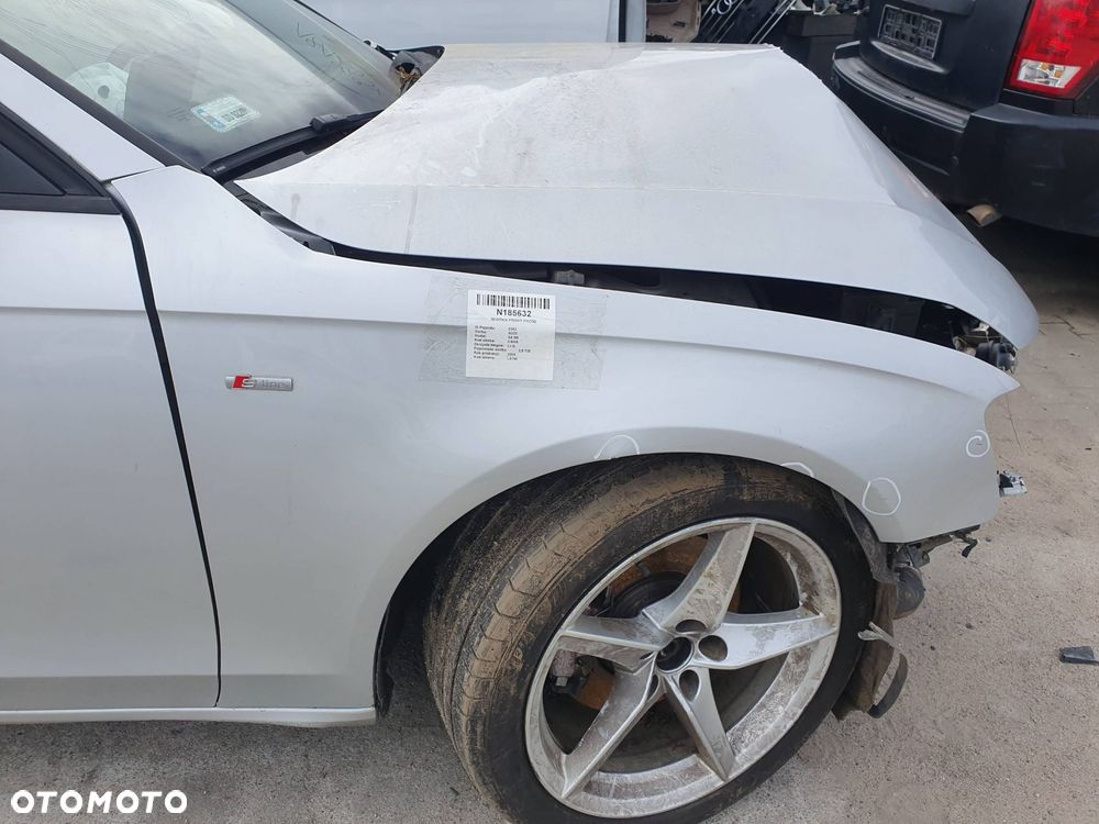BŁOTNIK PRAWY PRZÓD AUDI A4 B8 - 1