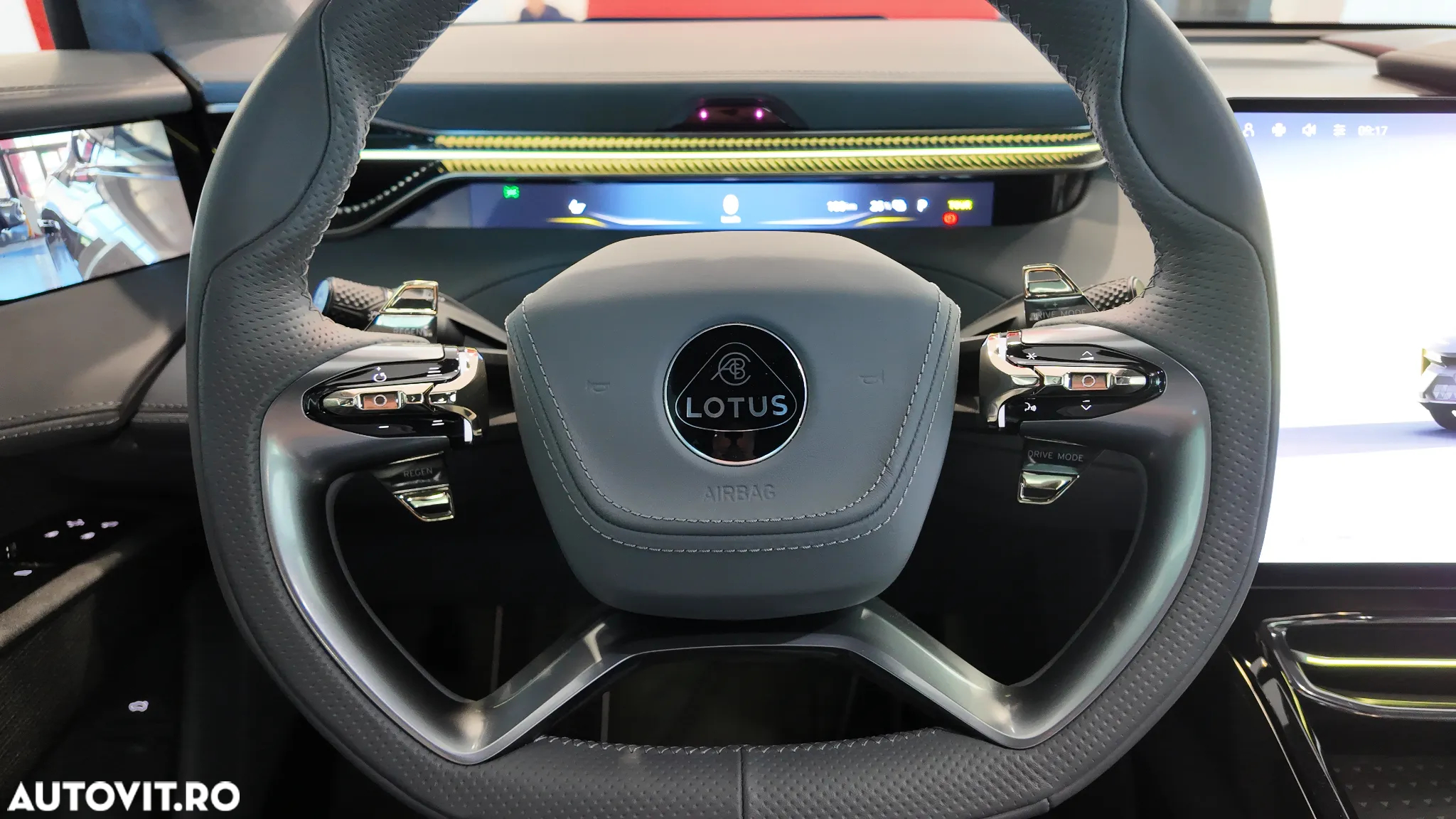 Lotus Eletre 900 Sport Carbon - 24