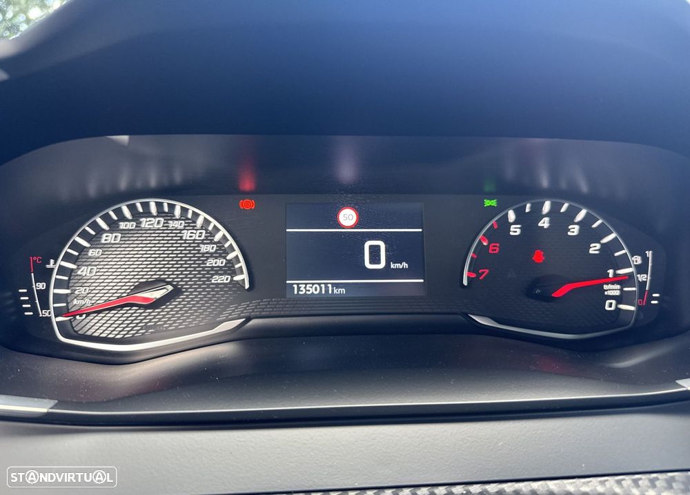 Peugeot 2008 1.5 BlueHDi Allure - 15