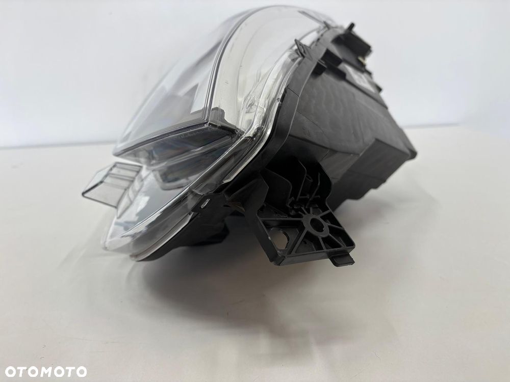 Opel Combo E Lampa Prawa Przód Przednia 9816825480 - 10