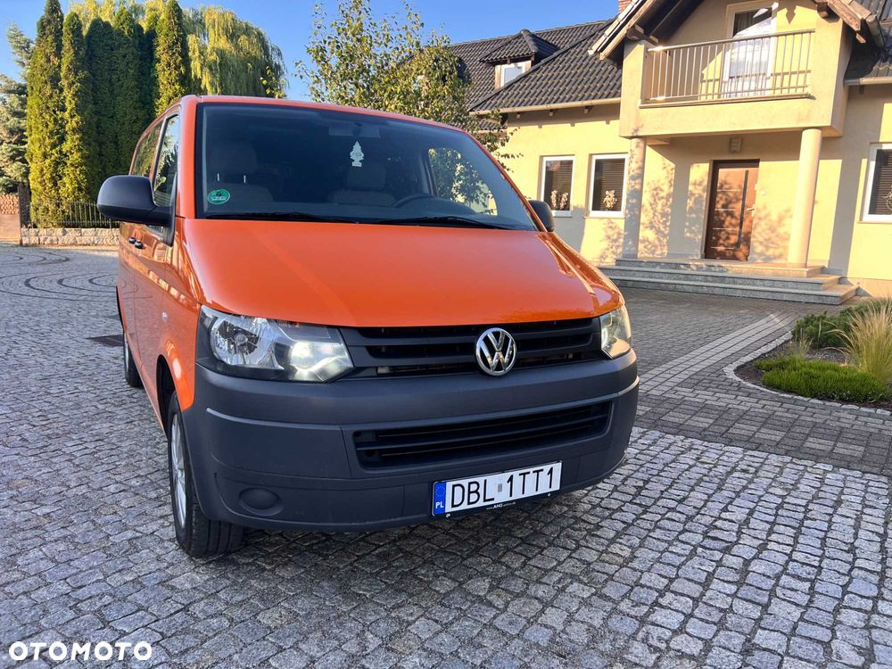 Volkswagen Transporter - 2