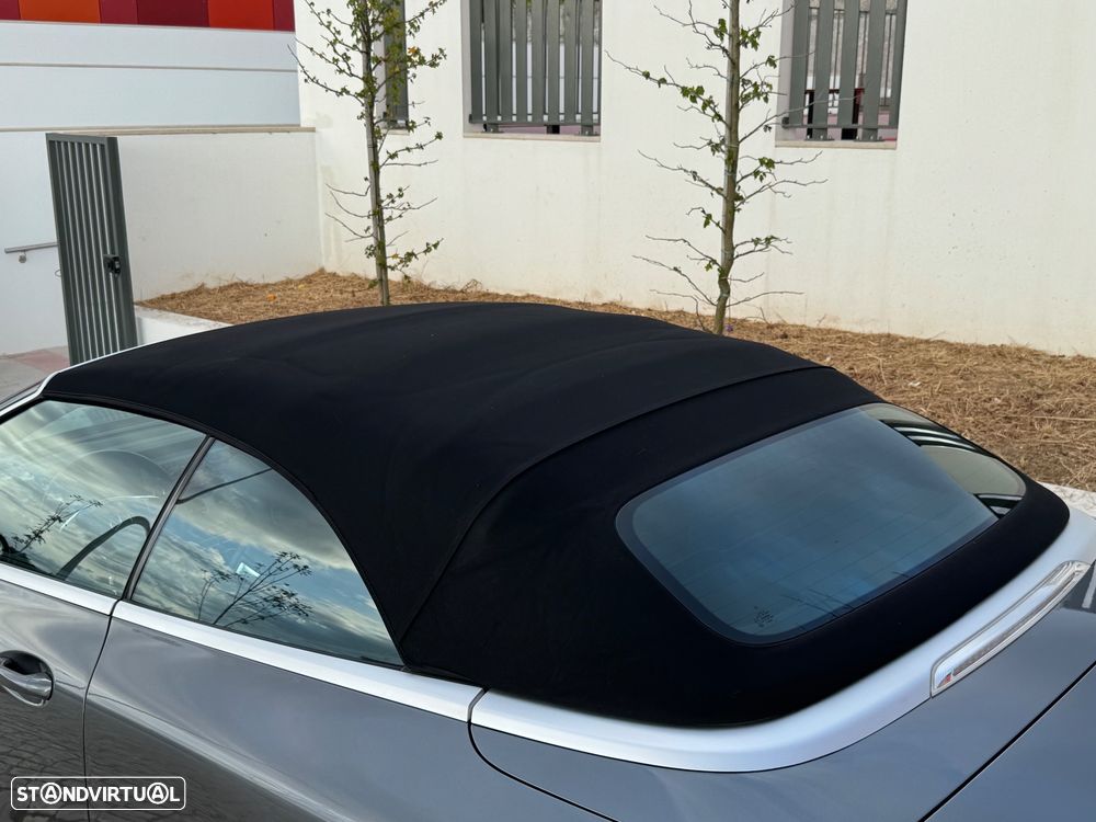 Mercedes-Benz E 220 d AMG Line - 12