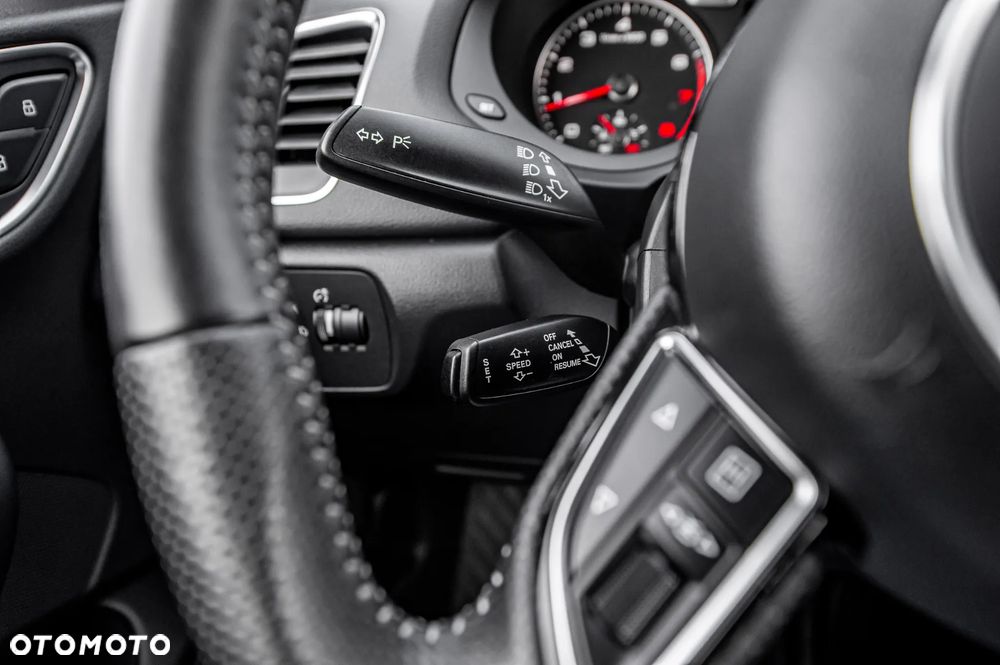 Audi Q3 - 30