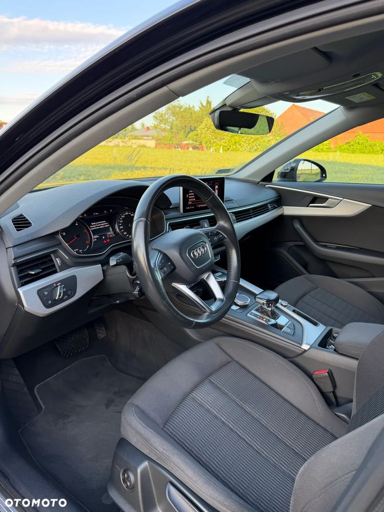 Audi A4 Avant 2.0 TDI S tronic - 13