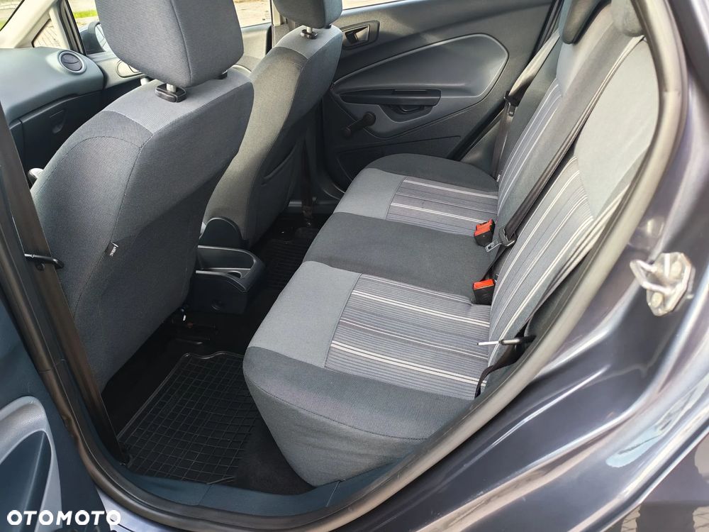 Ford Fiesta - 14