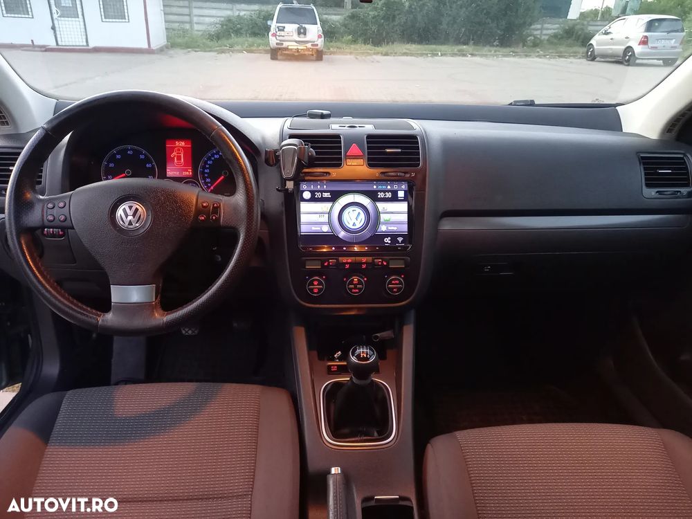 Volkswagen Jetta 1.4 TSI Comfortline - 9