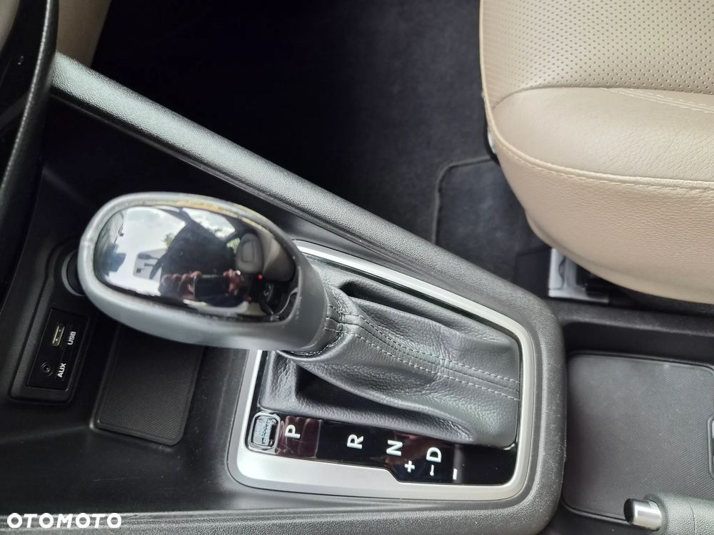 Hyundai ix20 1.6 Premium - 20
