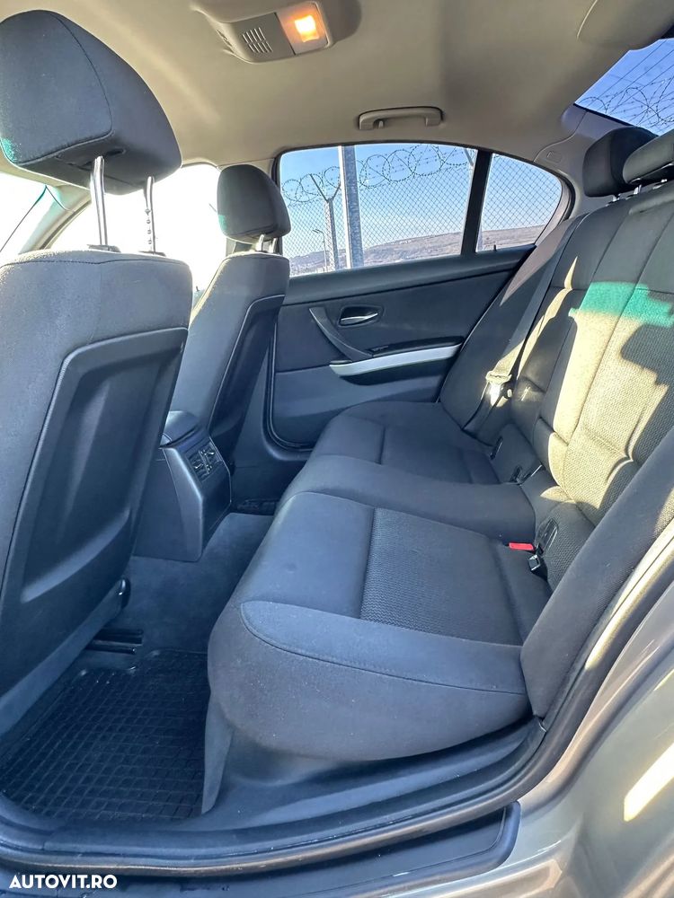 BMW Seria 3 318d DPF - 20