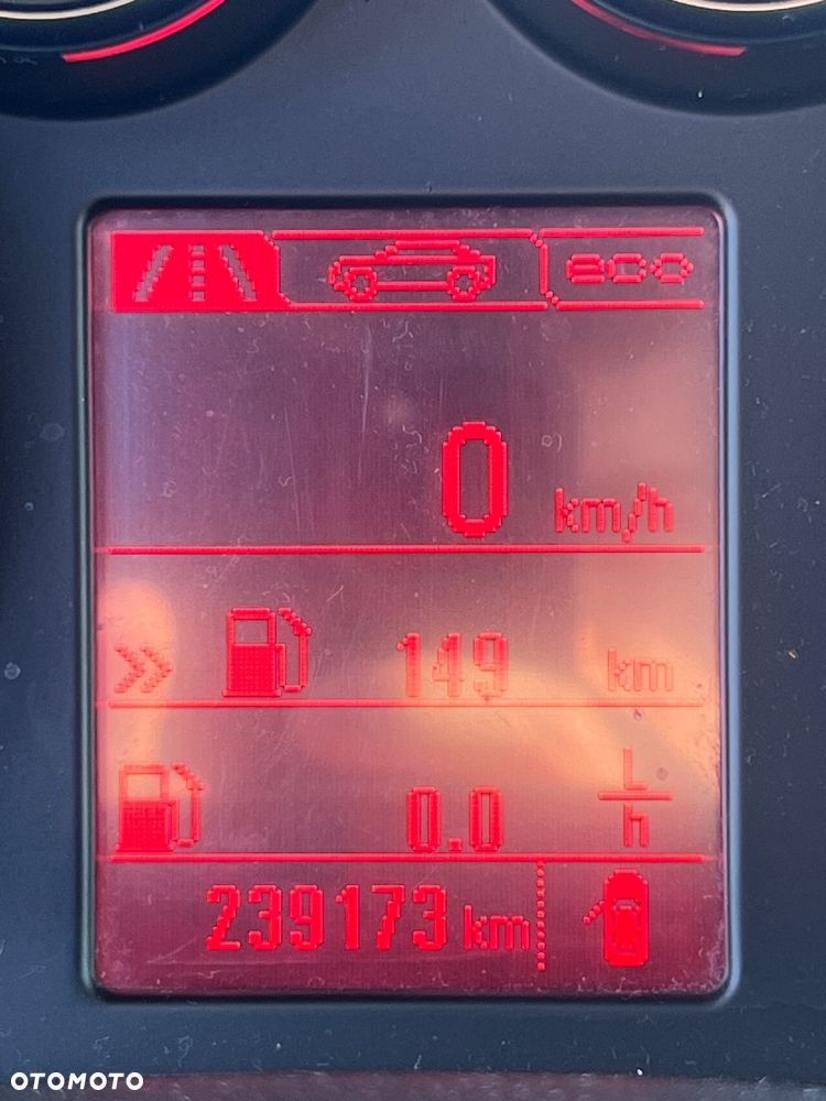 Opel Astra IV 1.6 CDTI Cosmo - 11