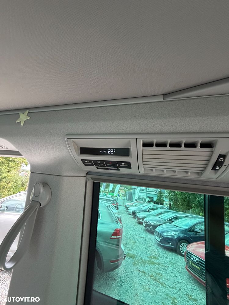 Volkswagen Multivan - 35