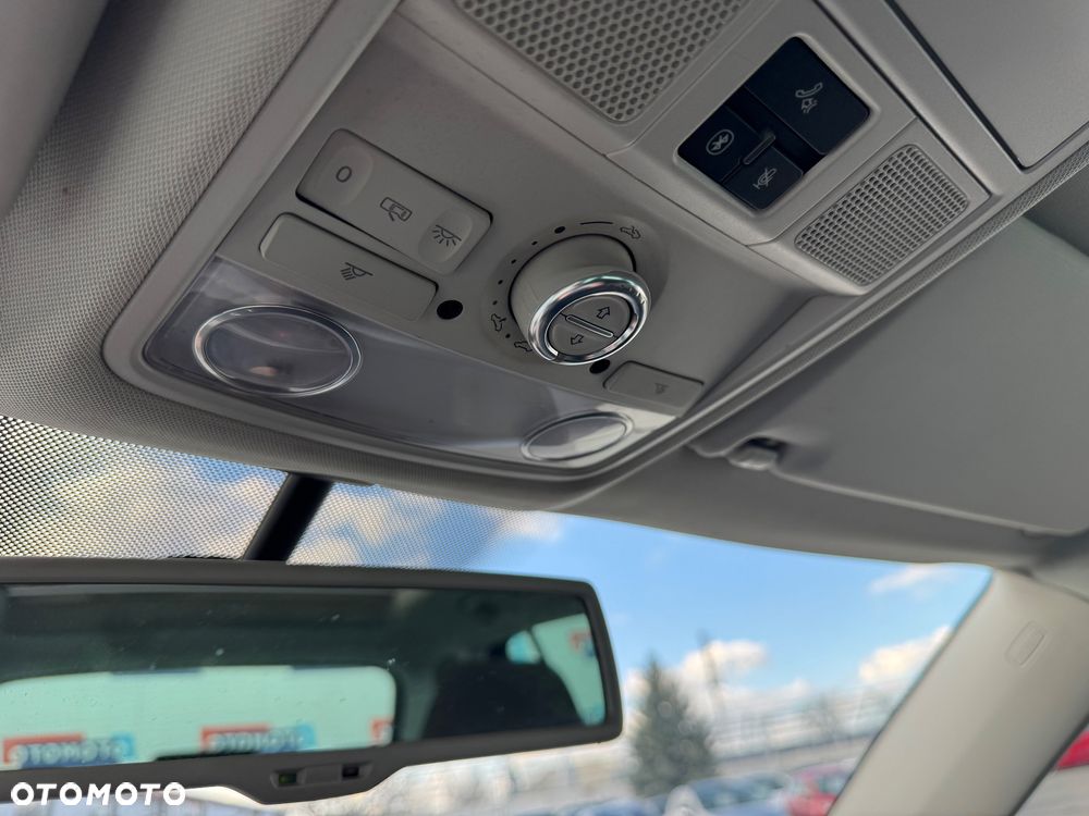 Volkswagen Tiguan 2.0 TDI DPF 4Motion Sport & Style - 25