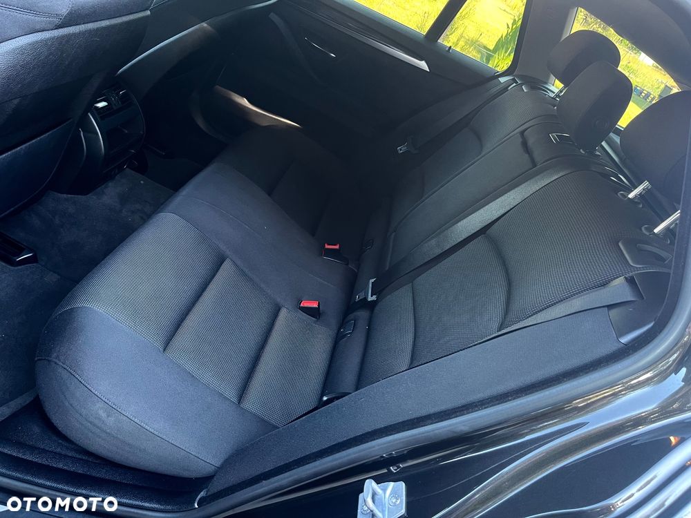 BMW Seria 5 520d - 17