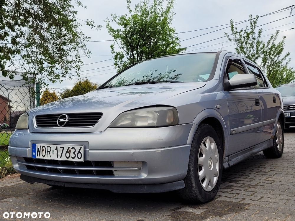Opel Astra - 3