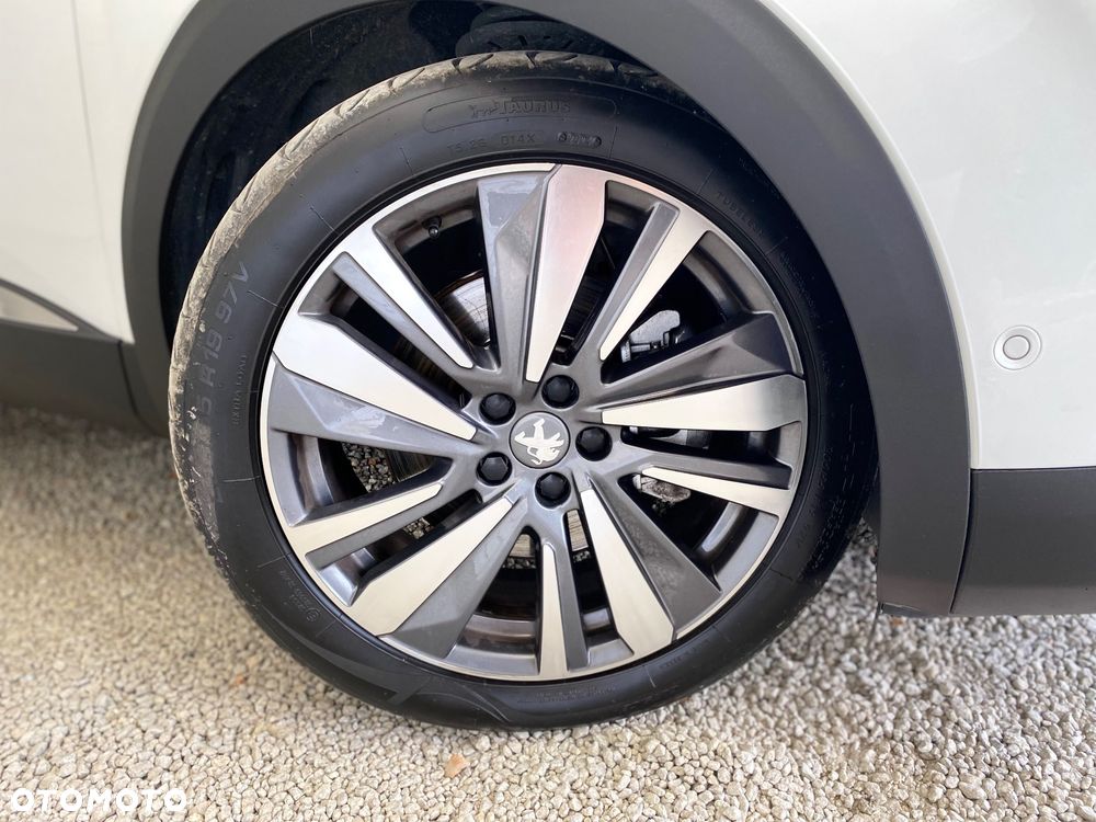 Peugeot 3008 PureTech 180 Stop & Start GPF EAT8 GT - 24