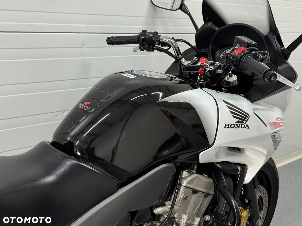 Honda CBF - 7