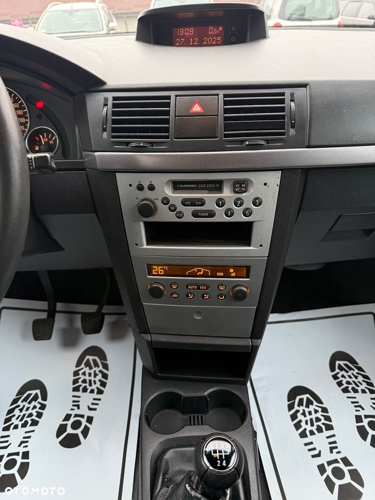 Opel Meriva 1.6 (Essentia) - 24