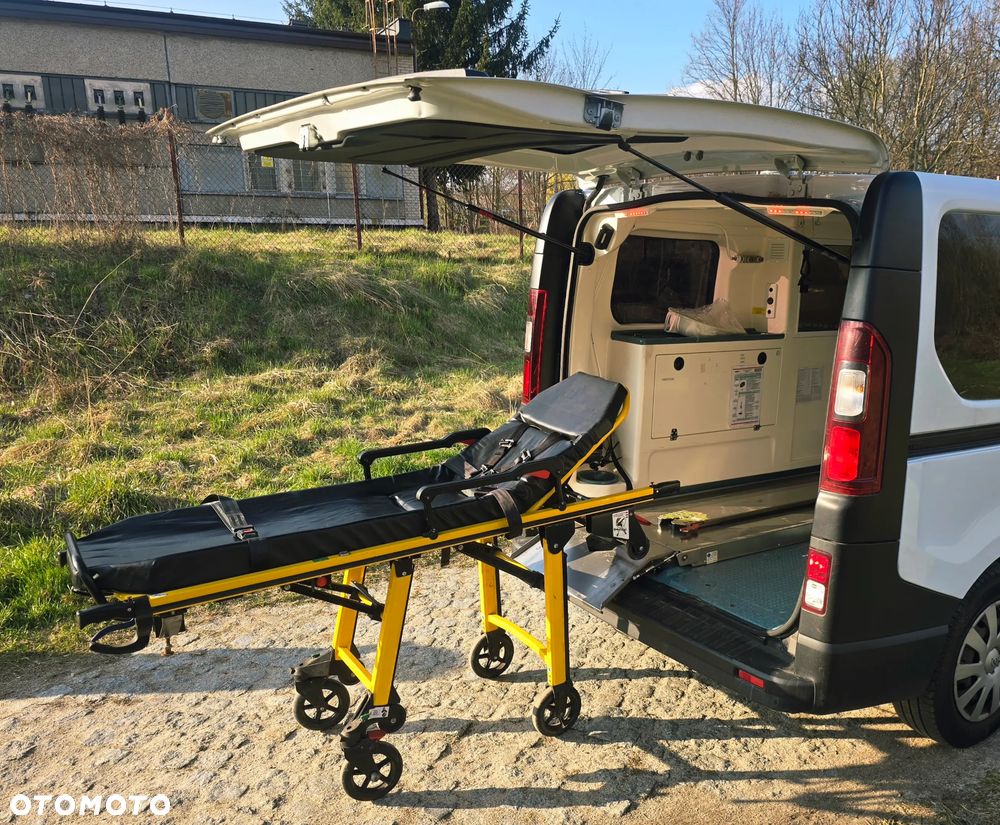 Opel Vivaro 1.6dci Karetka Ambulans Nosze - 10