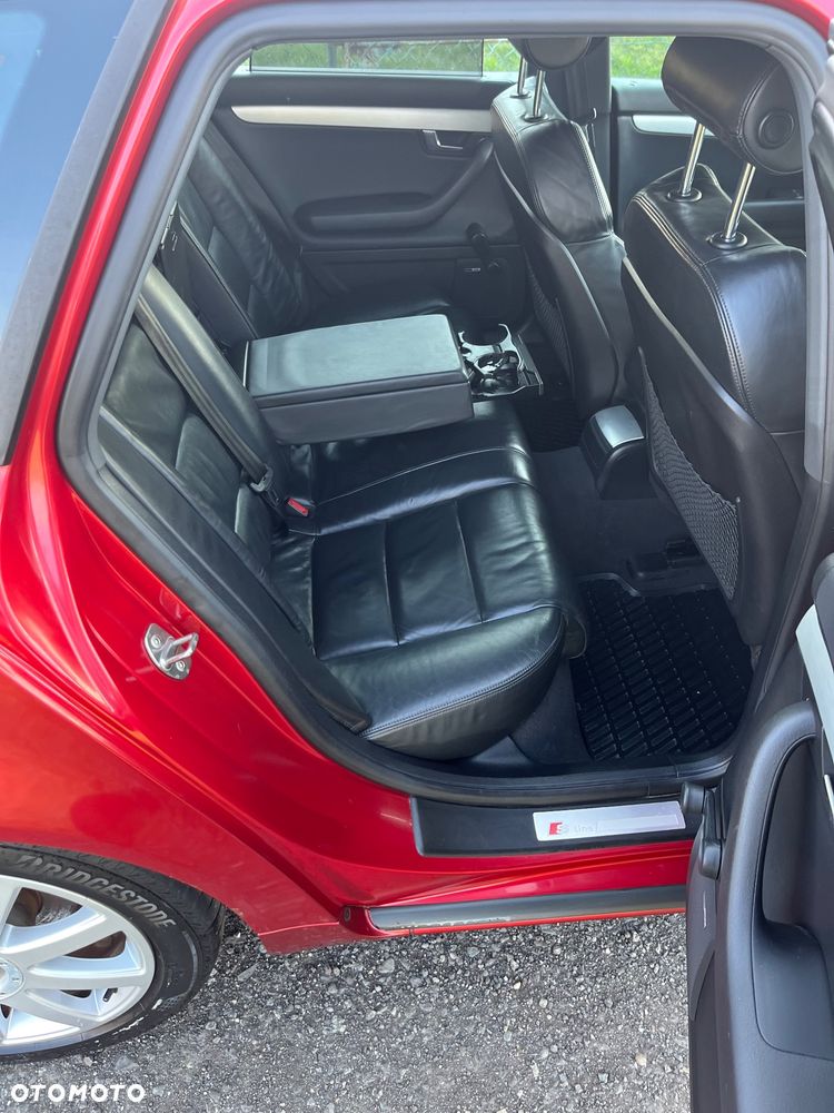 Audi A4 Avant 2.0 TDI - 28