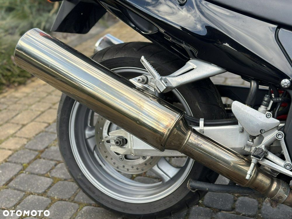 Honda CBR - 13