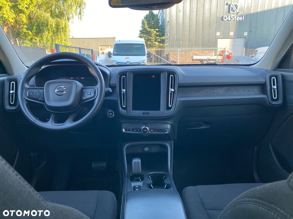 Volvo XC 40 T2 Essential - 16