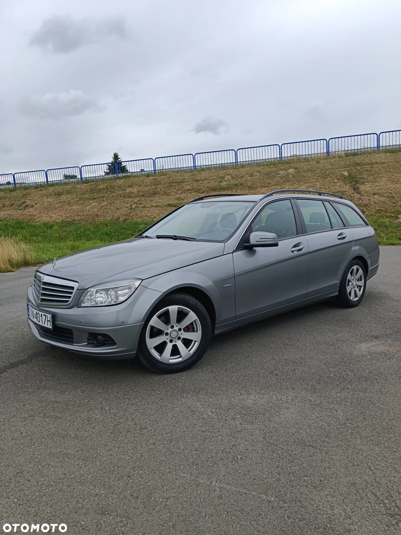 Mercedes-Benz Klasa C 180 T CGI BlueEFFICIENCY - 11