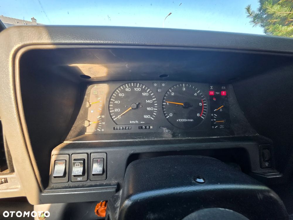 Nissan Patrol 2.8 TD SWB SLX - 12