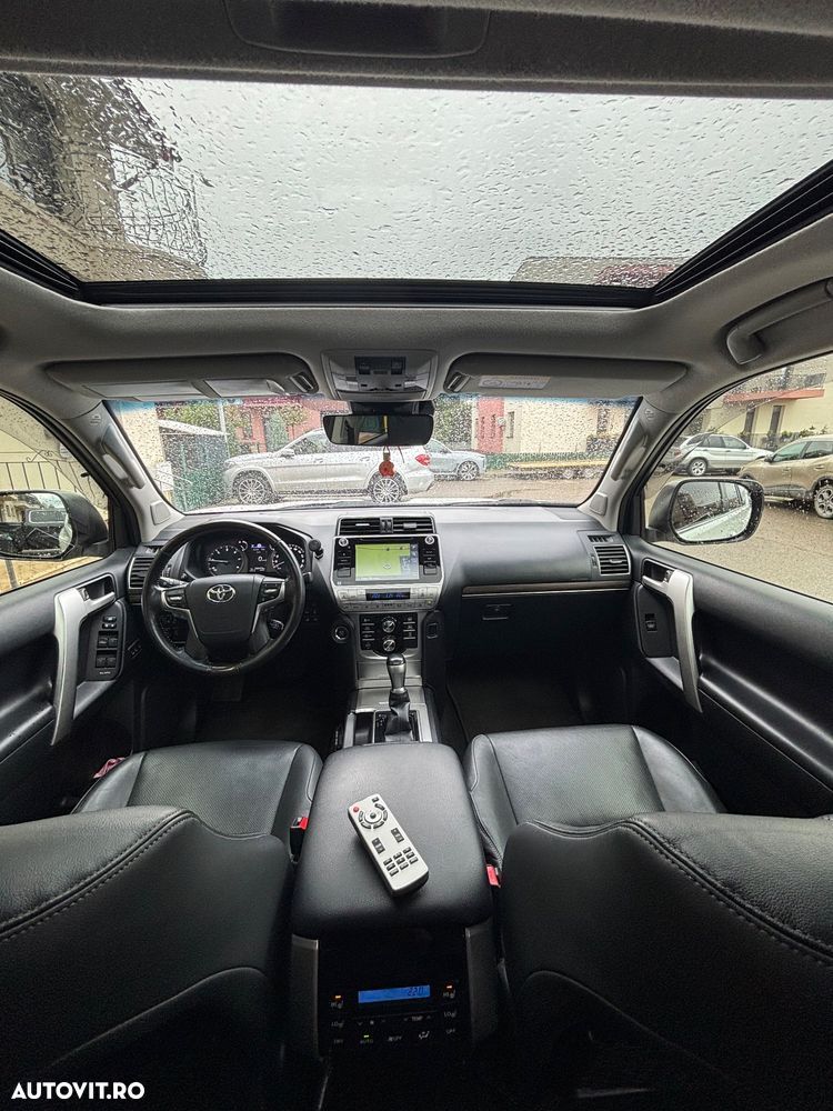 Toyota Land Cruiser 2.8l Turbo D-4D A/T AVS Luxury - 10