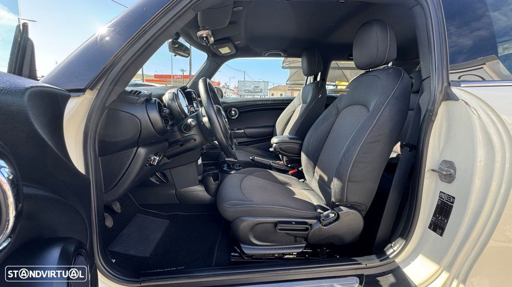 MINI 3 Portas Cooper D - 9