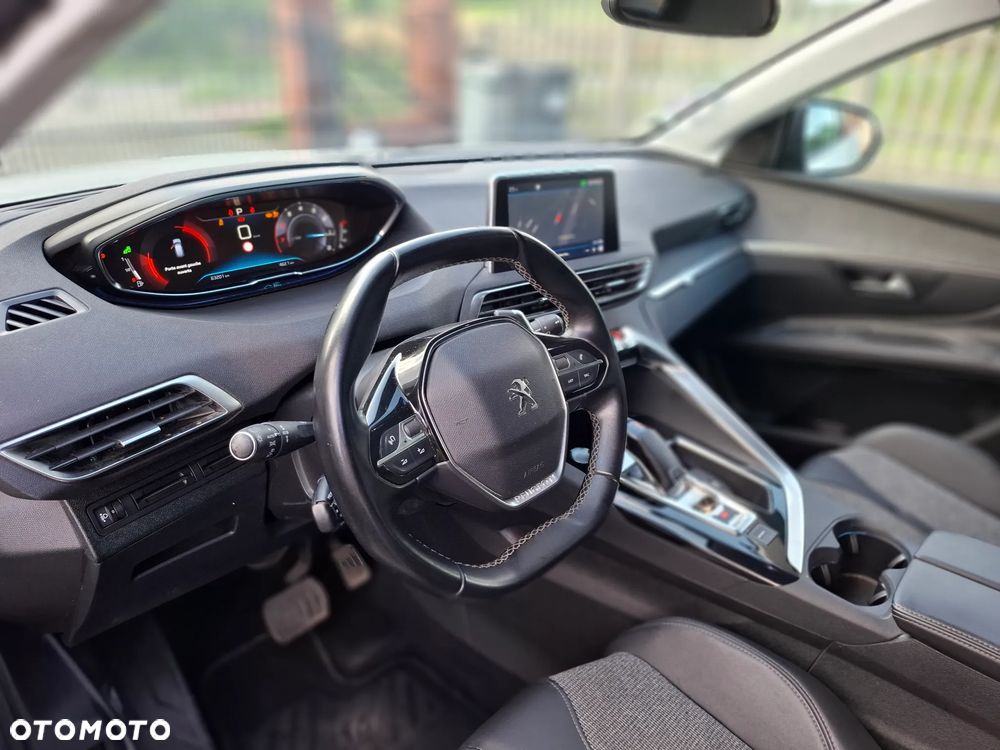 Peugeot 3008 PureTech 130 Stop & Start GPF Allure - 21