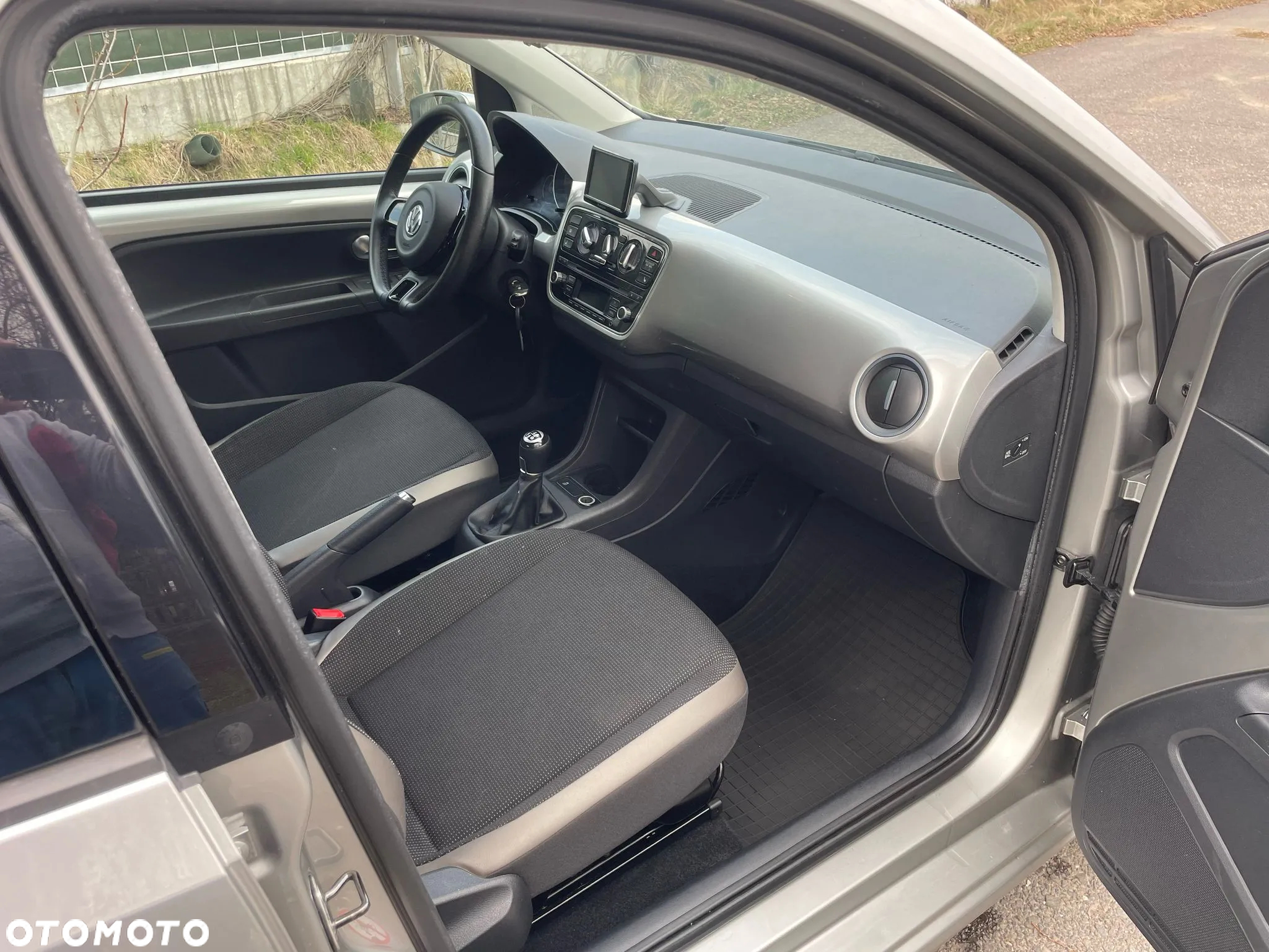 Volkswagen up! - 13