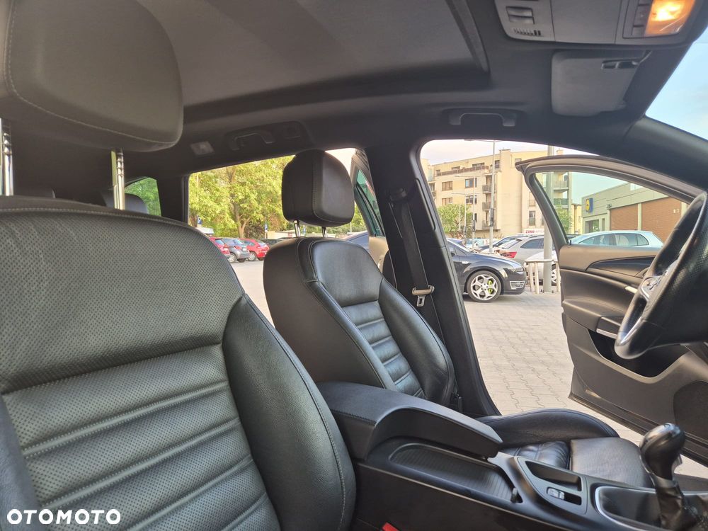 Opel Insignia - 9
