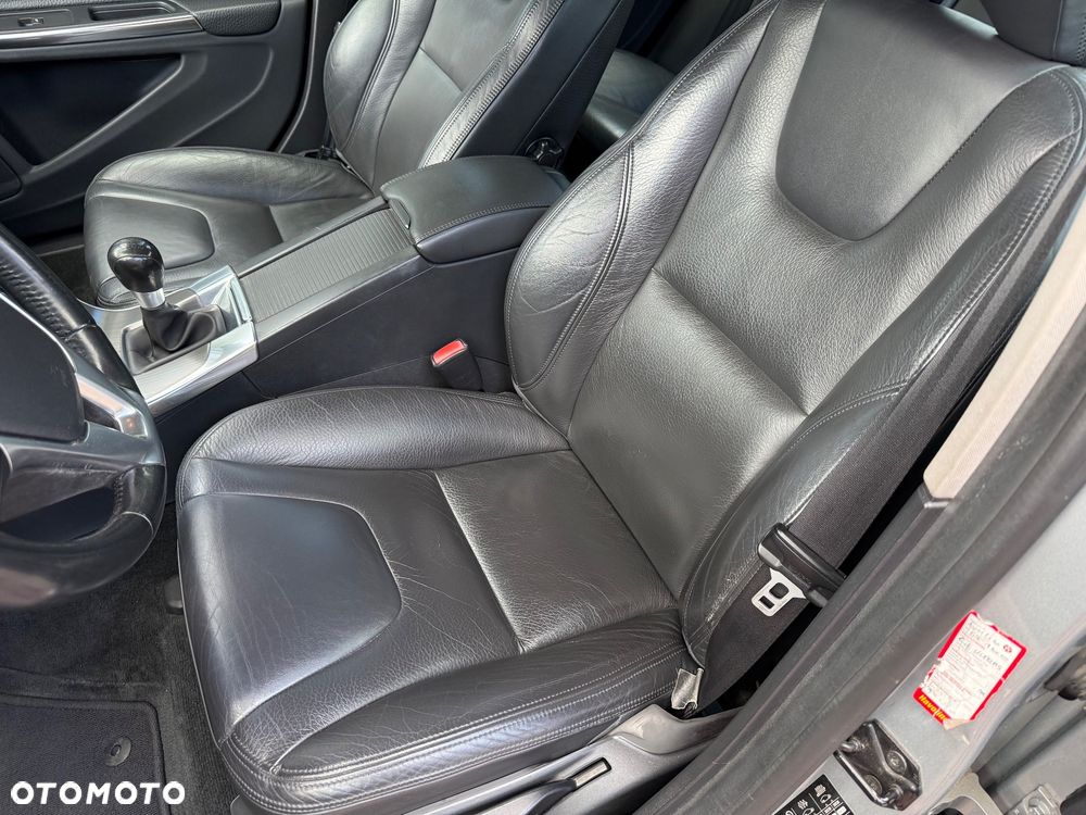 Volvo S60 D3 Momentum - 15