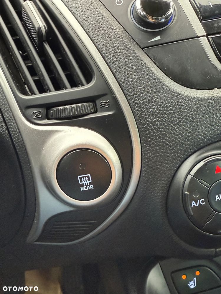 Hyundai ix35 1.7 CRDi 2WD blue Comfort - 38