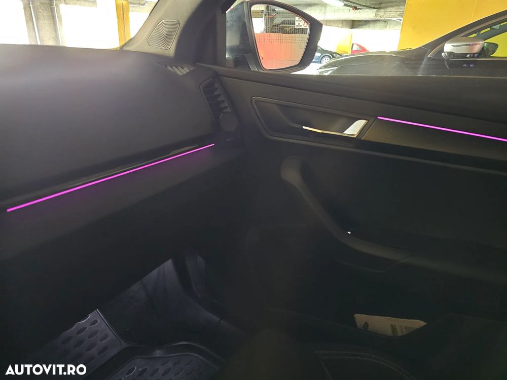 Skoda Karoq 2.0 TDI SCR 4x4 DSG Sportline - 39