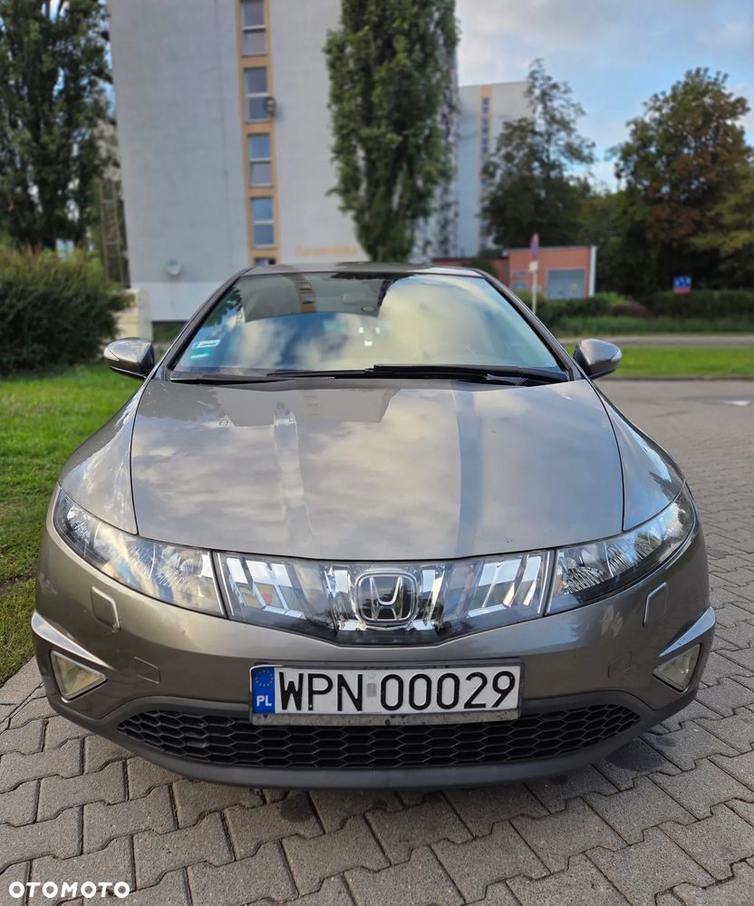 Honda Civic 1.8 Executive - 2