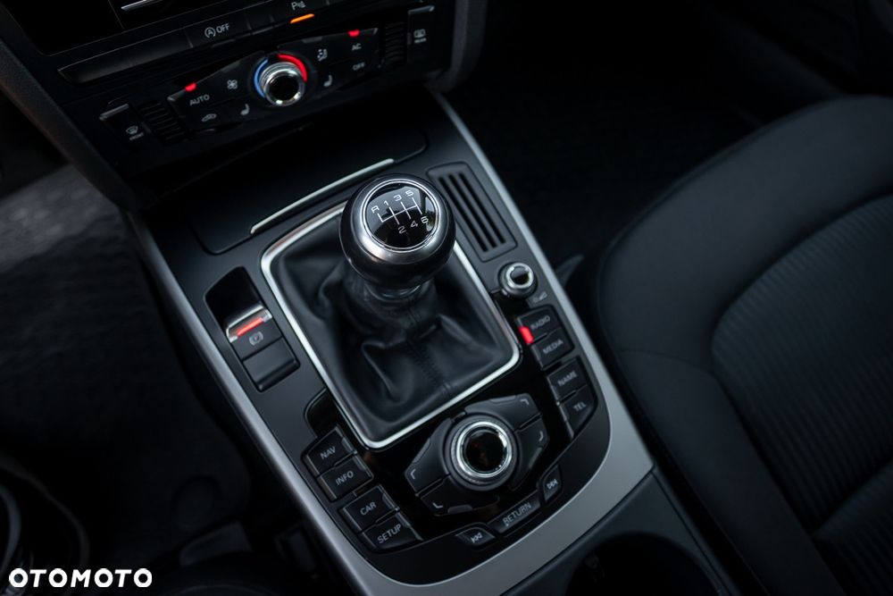 Audi A4 Avant 2.0 TDI DPF - 23