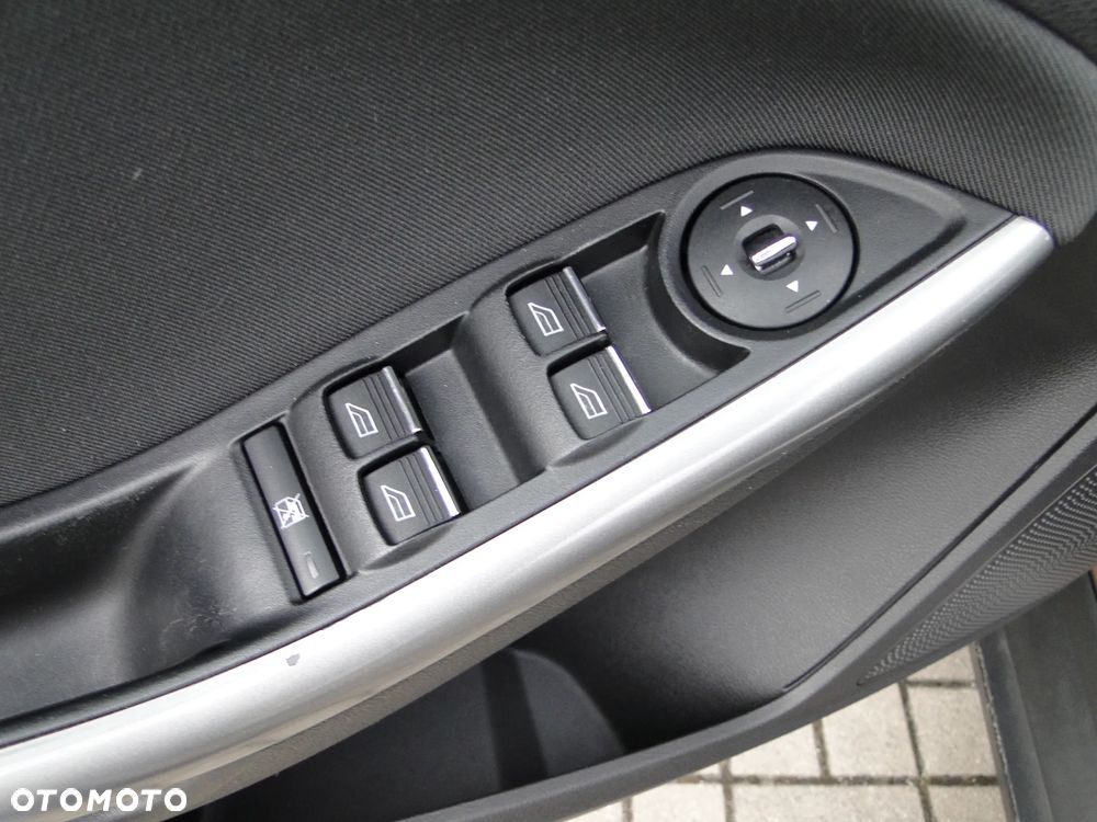 Ford Focus 1.0 EcoBoost Start-Stopp-System SYNC Edition - 10