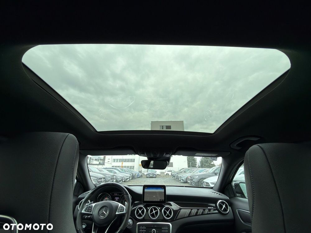 Mercedes-Benz GLA AMG 45 4-Matic - 22