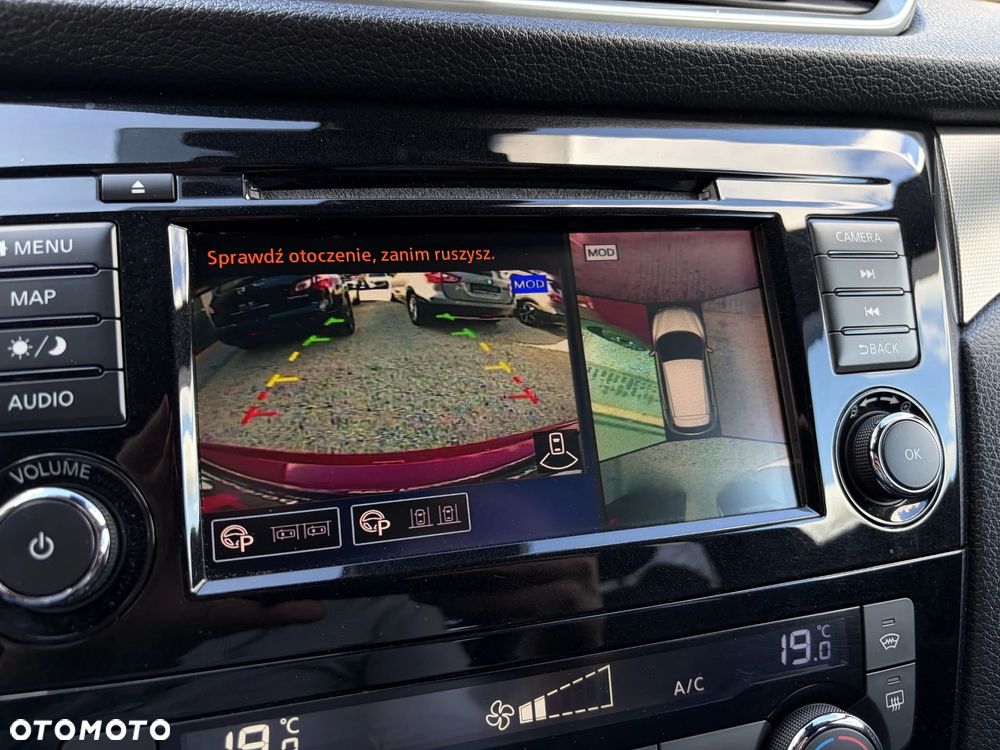 Nissan Qashqai 1.3 DIG-T Tekna+ - 28